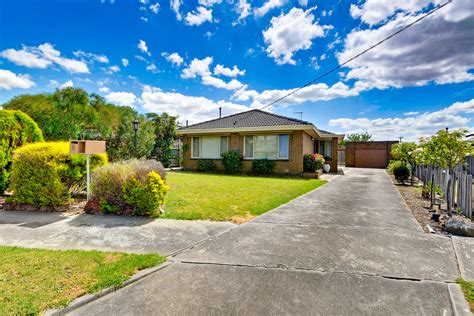 keith williams traralgon real estate.